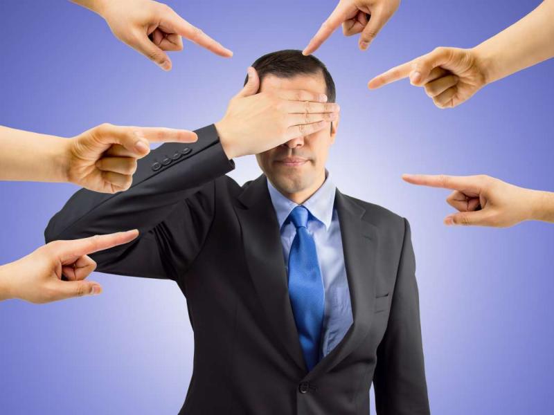 Sosyal anksiyete bozukluğu nedenleri, belirtileri ve tedavisi