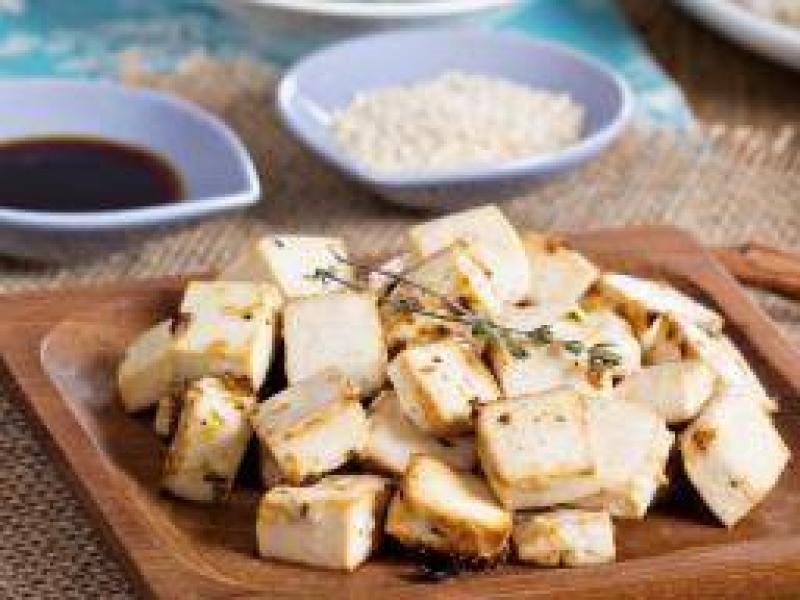 Tofu sağlık yararları, kullanımları ve olası riskleri